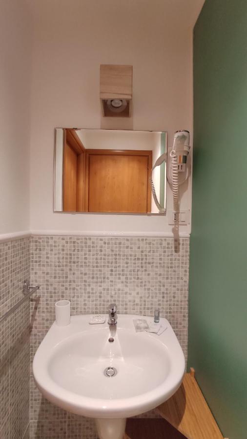 Nell'Azzurro Hotel Cagliari Bagian luar foto