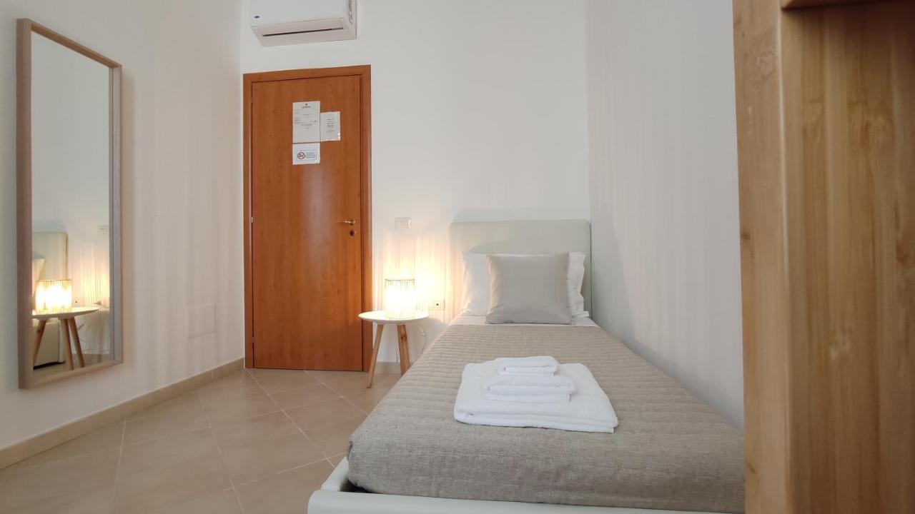 Nell'Azzurro Hotel Cagliari Bagian luar foto