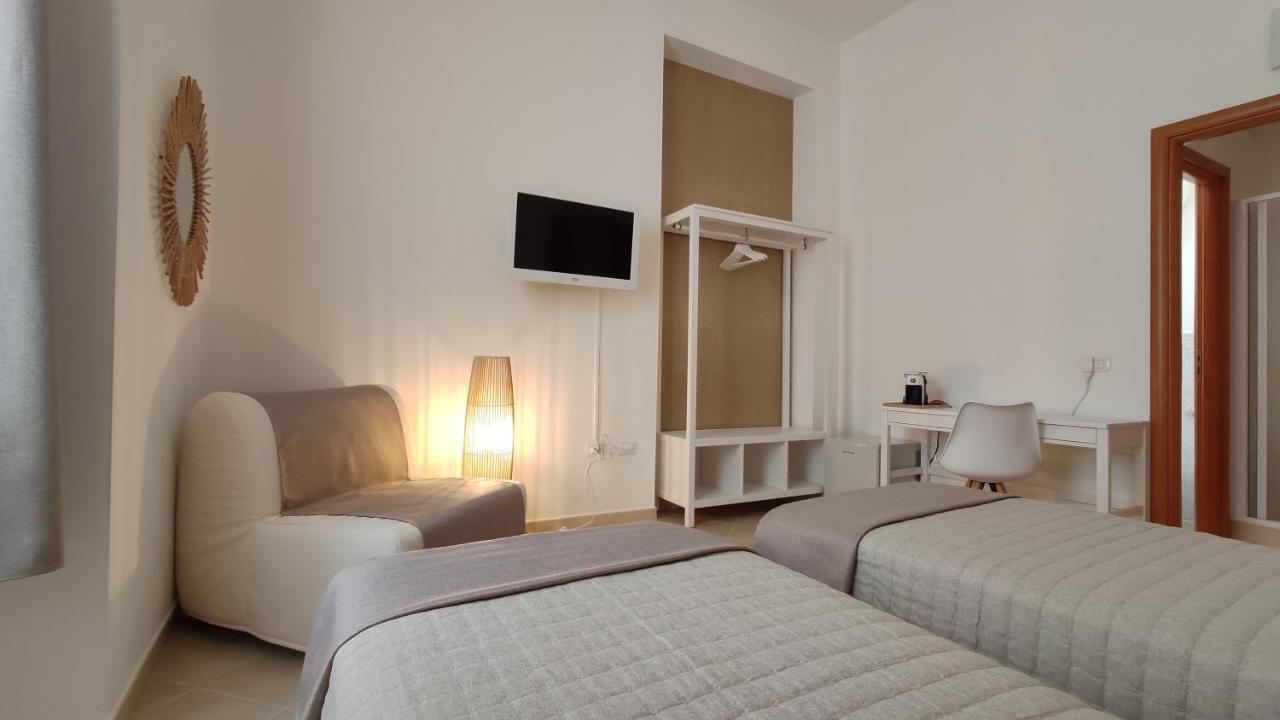 Nell'Azzurro Hotel Cagliari Bagian luar foto