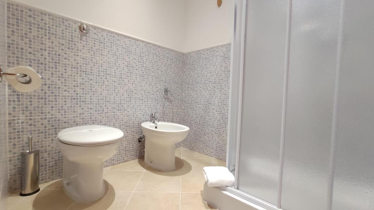 Nell'Azzurro Hotel Cagliari Bagian luar foto