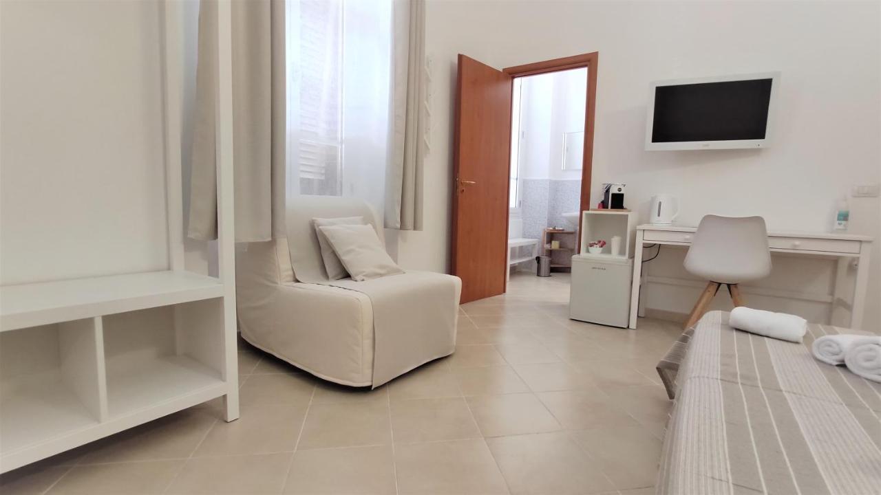 Nell'Azzurro Hotel Cagliari Bagian luar foto