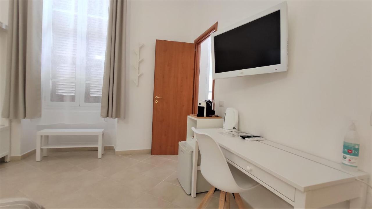 Nell'Azzurro Hotel Cagliari Bagian luar foto