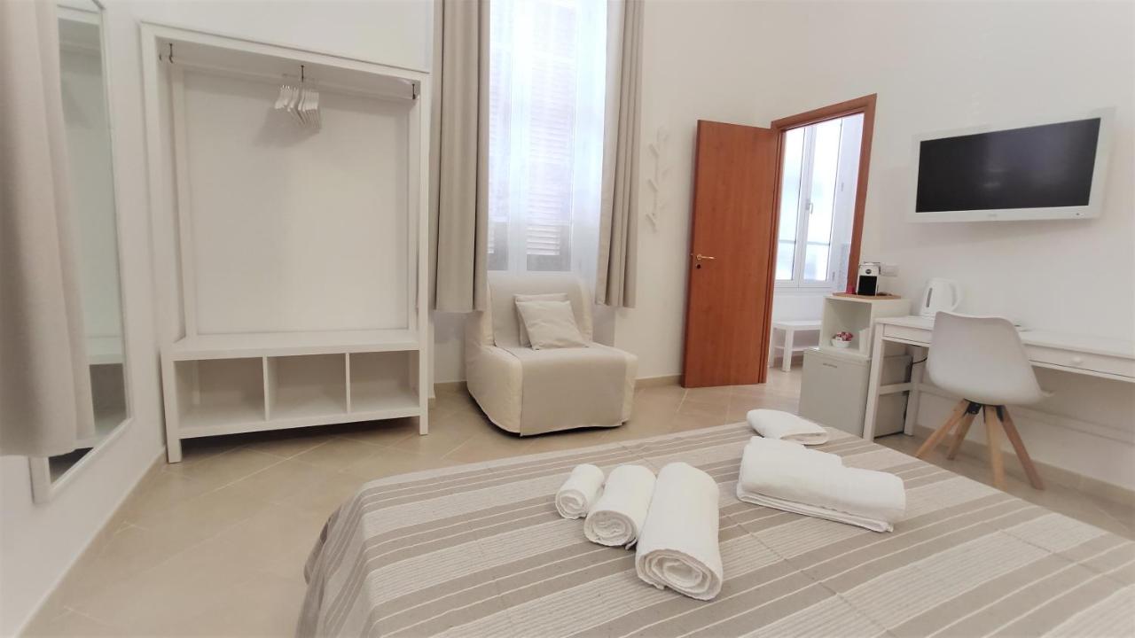Nell'Azzurro Hotel Cagliari Bagian luar foto