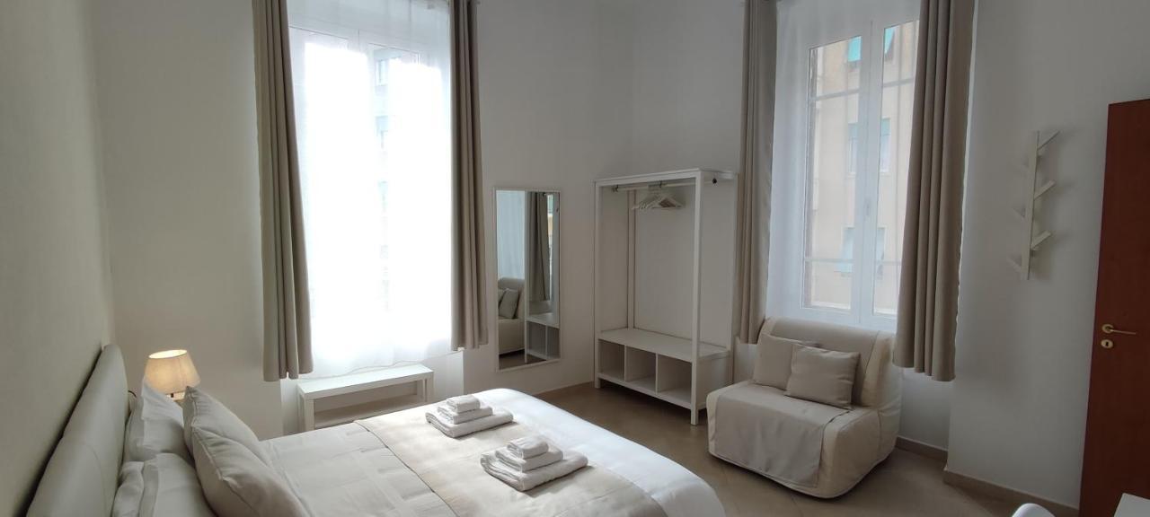 Nell'Azzurro Hotel Cagliari Bagian luar foto