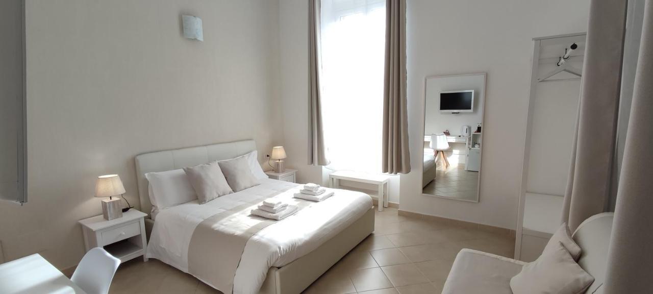 Nell'Azzurro Hotel Cagliari Bagian luar foto