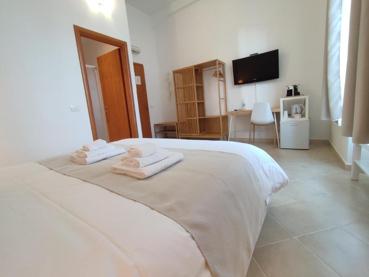 Nell'Azzurro Hotel Cagliari Bagian luar foto
